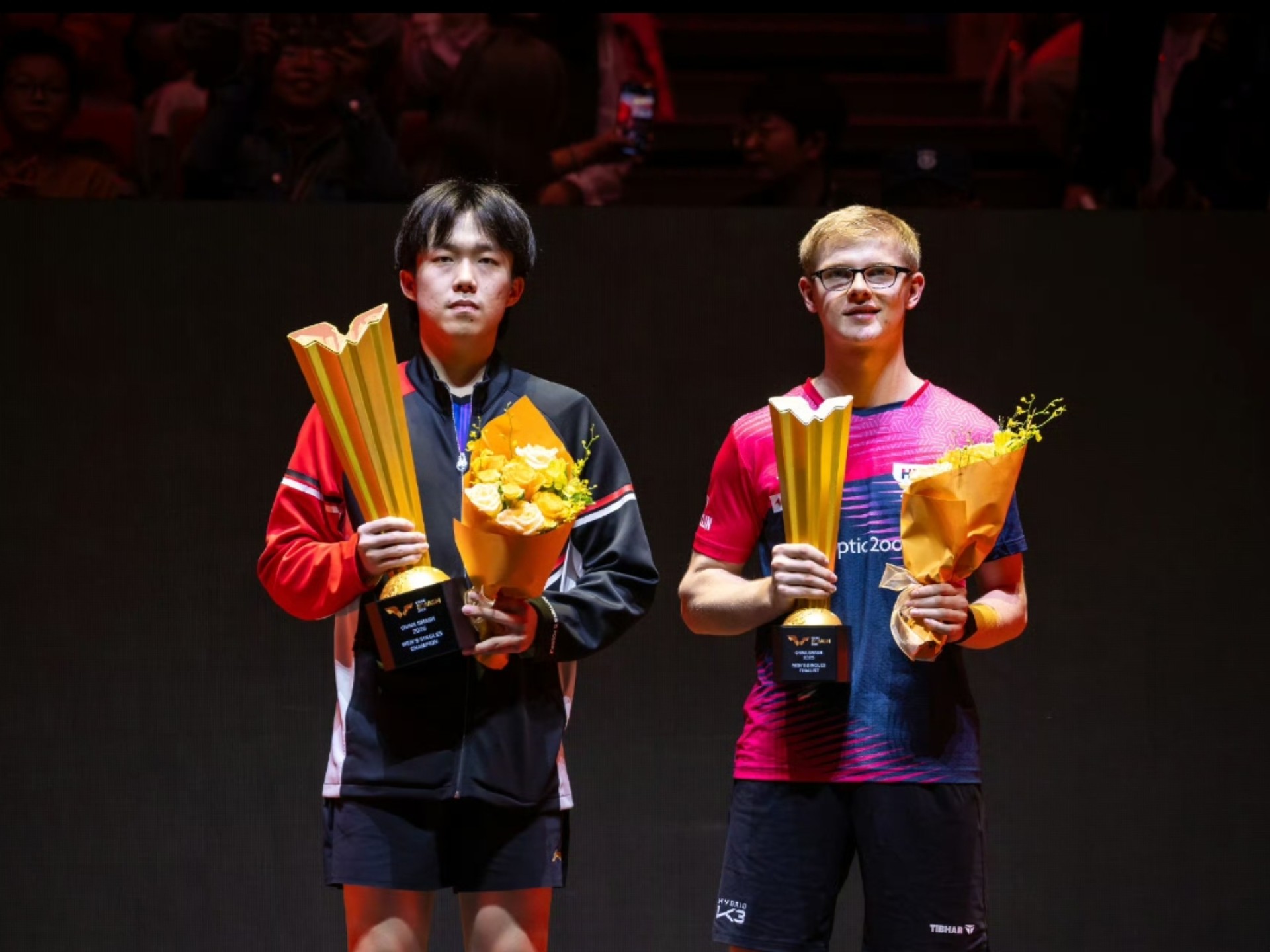 包含赛地聚焦——国王杯冲刺阶段热度飙升，那不勒斯官宣签约，震撼外界，年轻球员得到机会的词条